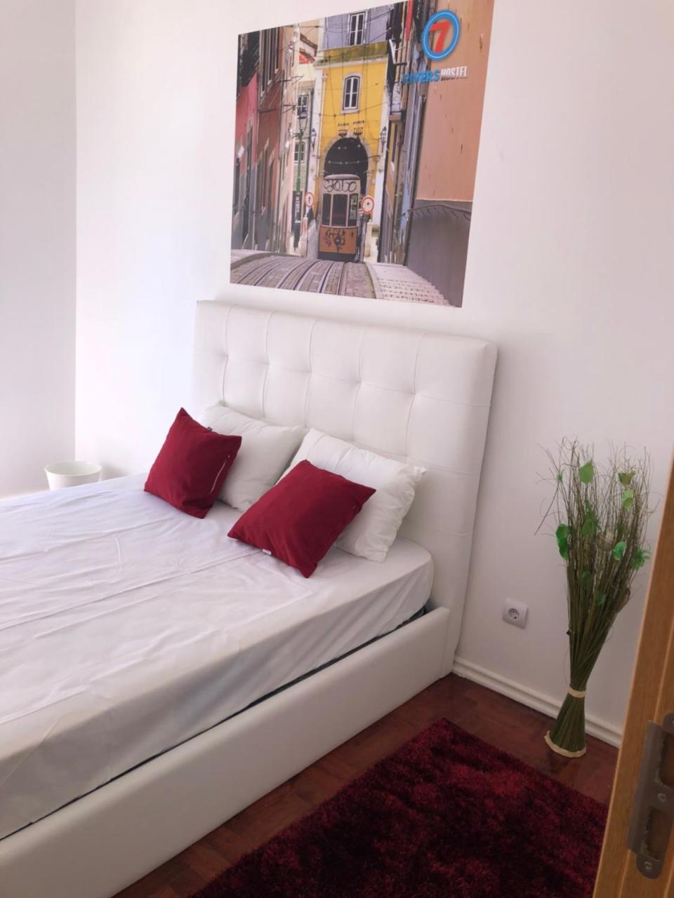 7 Rivers Hostel Лиссабон Экстерьер фото