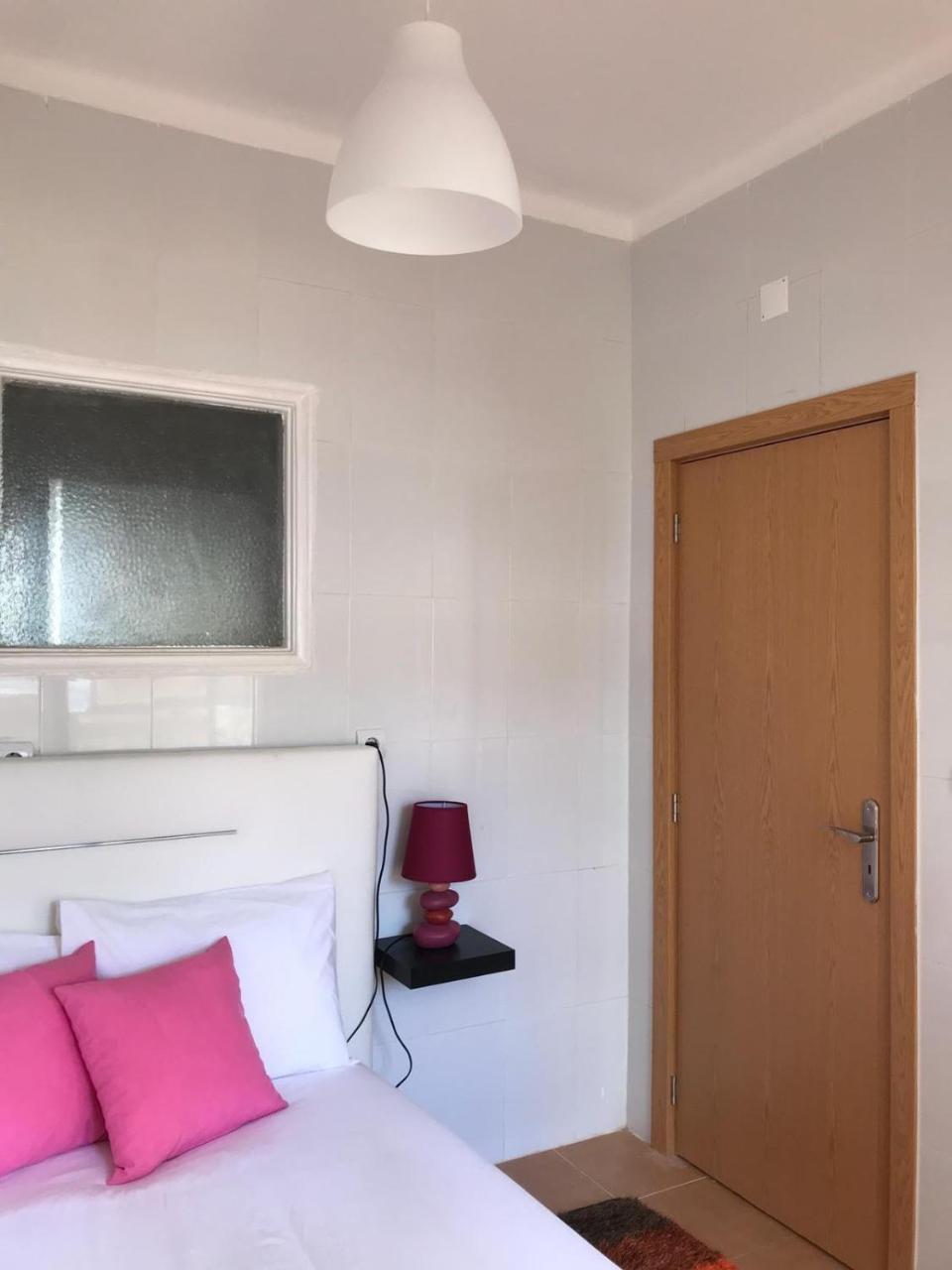 7 Rivers Hostel Лиссабон Экстерьер фото